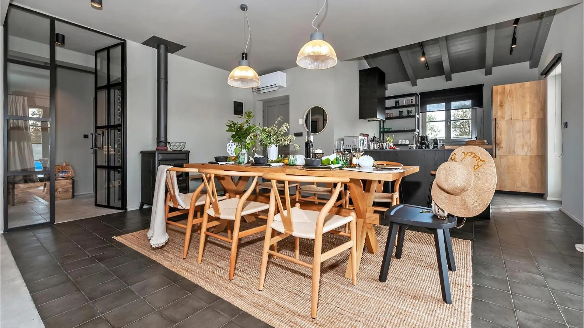 3 Bedroom Amazing Home In Matuhanci Matohanci Holiday home
