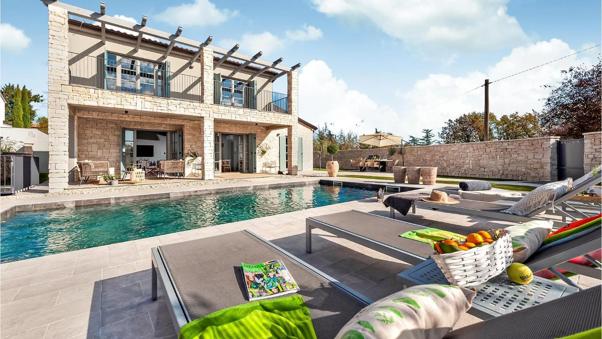 3 Bedroom Amazing Home In Matuhanci Matohanci